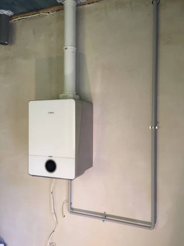 Bosch GC9000i — 30 kW